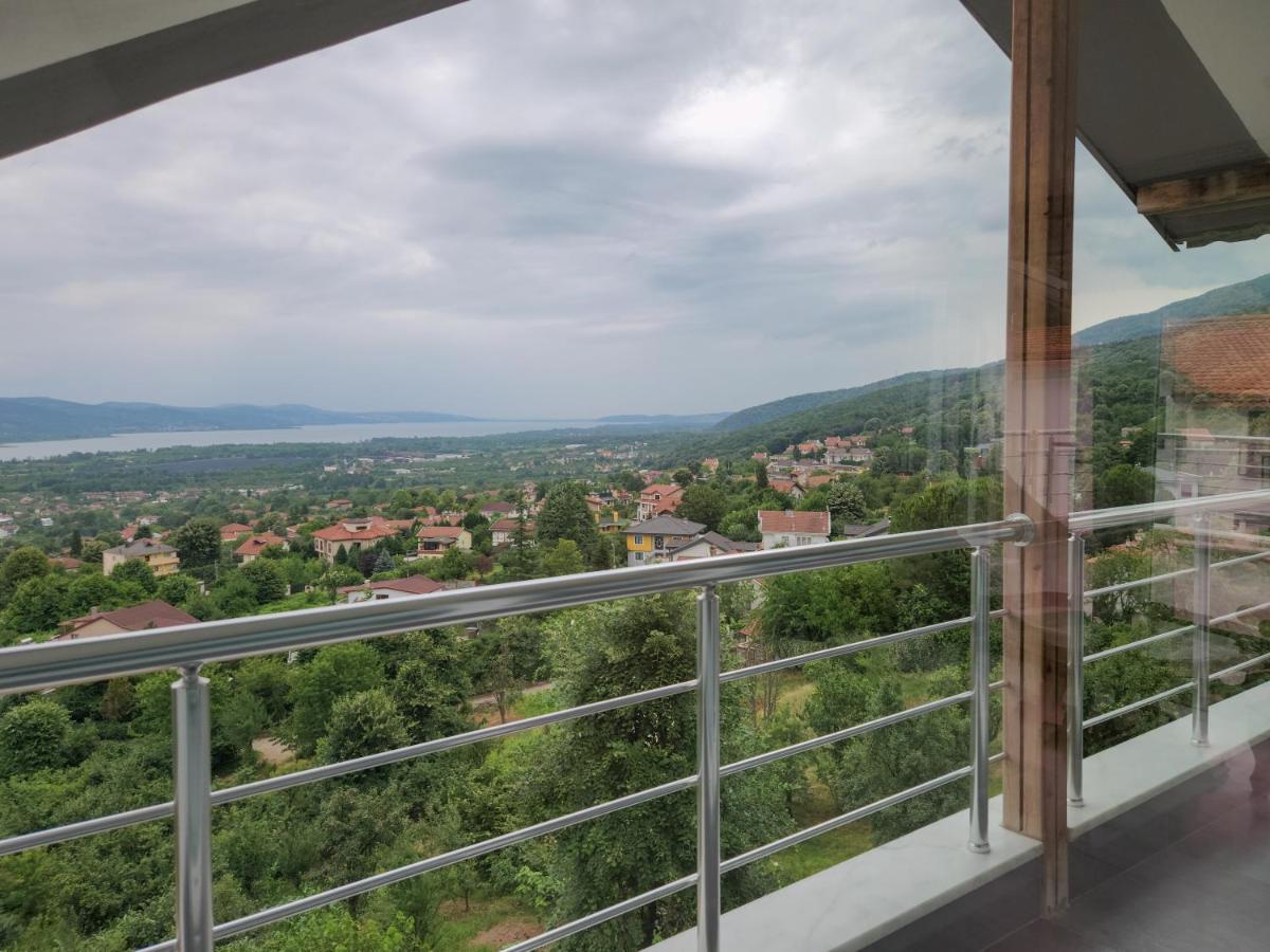 Yayli * Masukiye